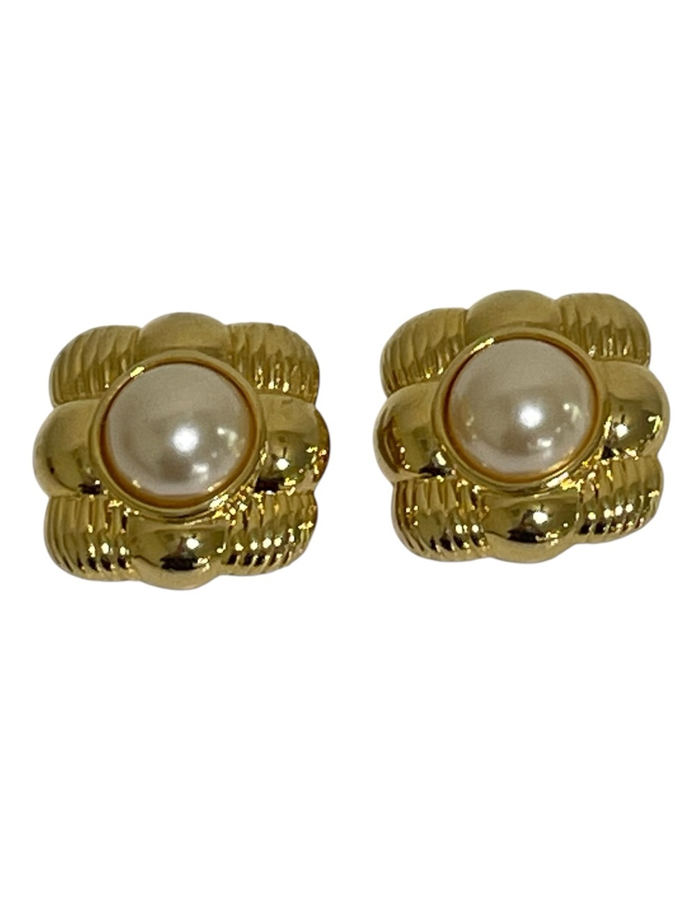 Vintage Joan Rivers Chunky Gold Tone Square Clip On Earrings Faux Pearl Center